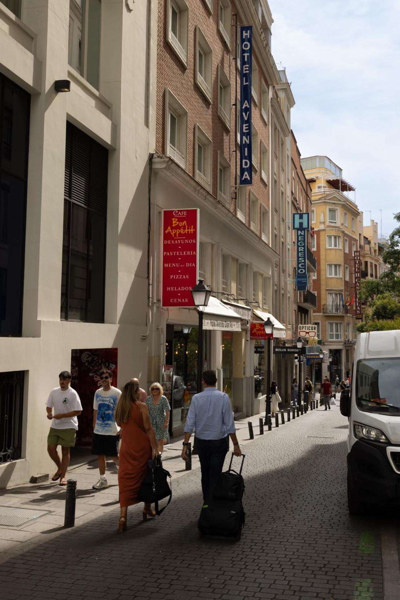 格兰大街阿文尼达酒店 马德里 外观 照片